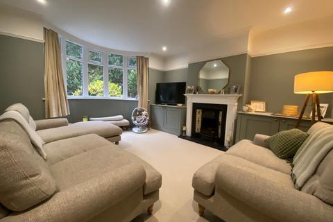 3 bedroom semi-detached house to rent, Westone Avenue, Westone, NN3 3JQ