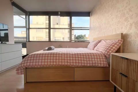 undefined, Rabbit Row, Notting Hill Gate, London, W8