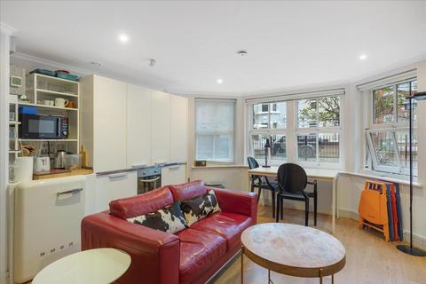 Studio for sale, Jubilee Mansions, West Kensington, London, W14