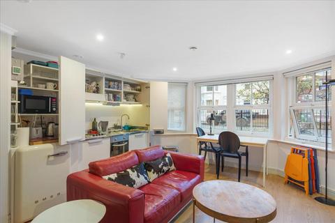 Studio for sale, Jubilee Mansions, West Kensington, London, W14