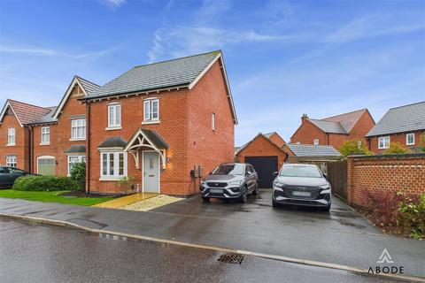 3 bedroom detached house for sale, Poplar Gardens, Burton-On-Trent DE13