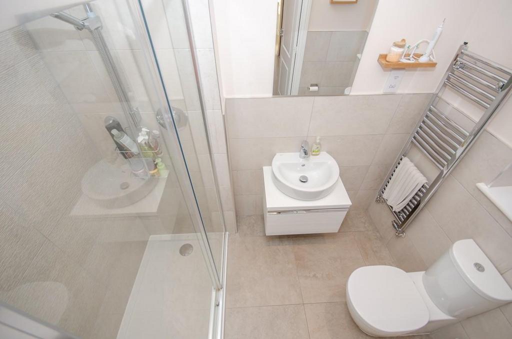 En suite.jpg