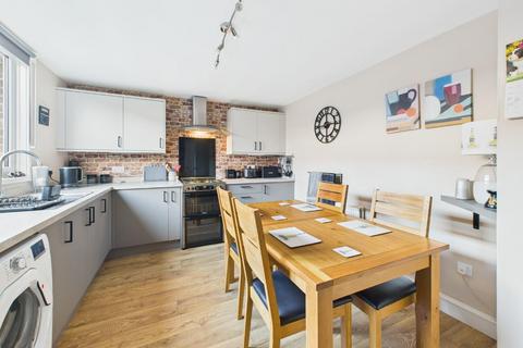 3 bedroom house for sale, Lowood Drive, Bridlington YO16
