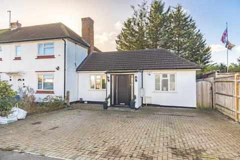 undefined, Priory Close, Denham UB9