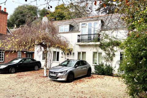 undefined, Cliveden Road, Taplow, Maidenhead