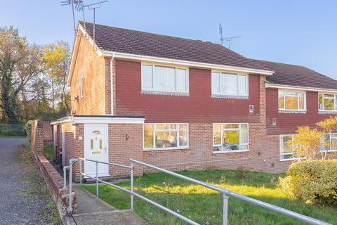 2 bedroom maisonette to rent, HOTSPUR CLOSE, HYTHE