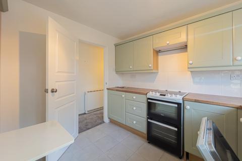2 bedroom maisonette to rent, HOTSPUR CLOSE, HYTHE