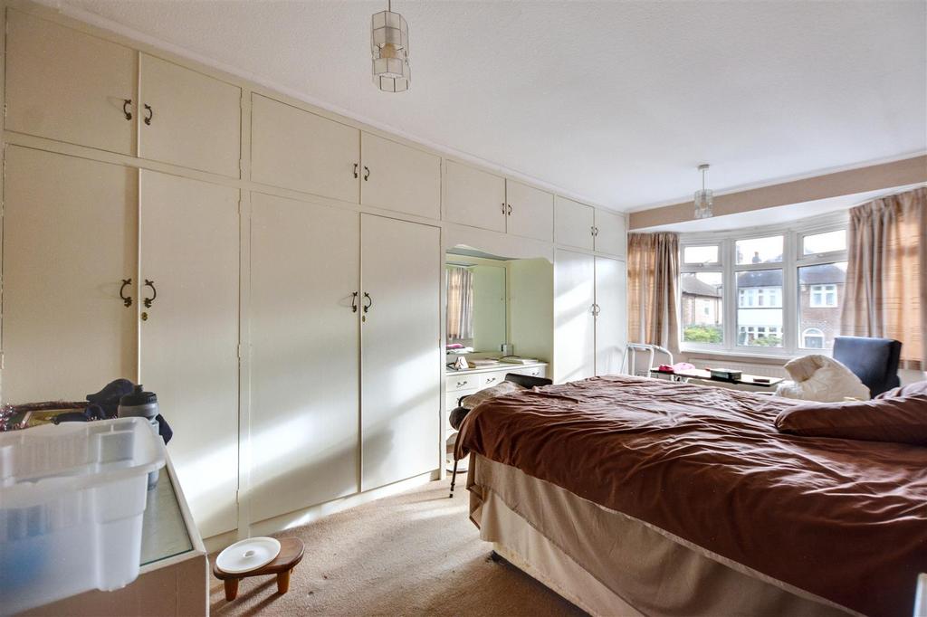 Bedroom 1 1.jpeg
