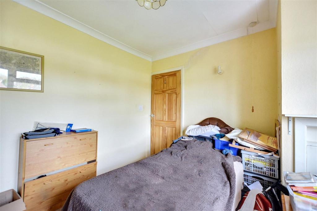 Bedroom 2 2.jpeg