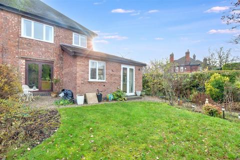 undefined, Derby Road, Risley