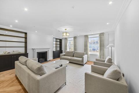 3 bedroom flat for sale, Curzon Street, London, W1