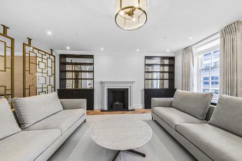 3 bedroom flat for sale, Curzon Street, London, W1