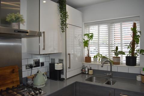 undefined, at Bartlett Place, High Wycombe, High Wycombe HP12