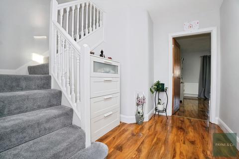 3 bedroom semi-detached house for sale, Ley Street, Ilford, IG2