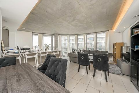 3 bedroom flat for sale, Tidal Basin Road, London E16