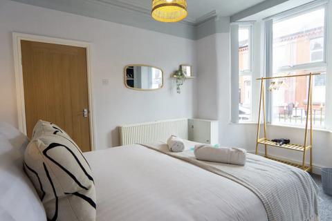 undefined, Cedar Grove, L8 0SN,