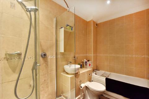 2 bedroom flat to rent, Ranelagh Garden Mansions, Ranelagh Gardens, Fulham, London, SW6