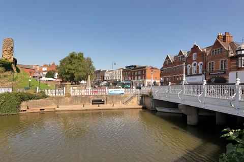 undefined, High Street, Tonbridge, TN9