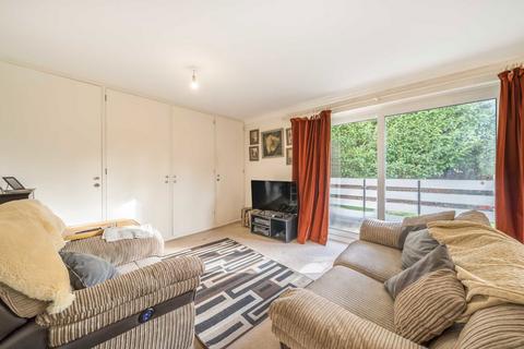 undefined, Morecoombe Close, Kingston Upon Thames KT2