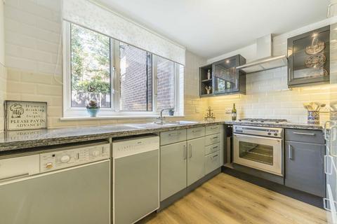 undefined, Galsworthy Road, Kingston Upon Thames KT2