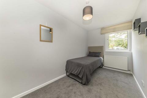 undefined, Galsworthy Road, Kingston Upon Thames KT2