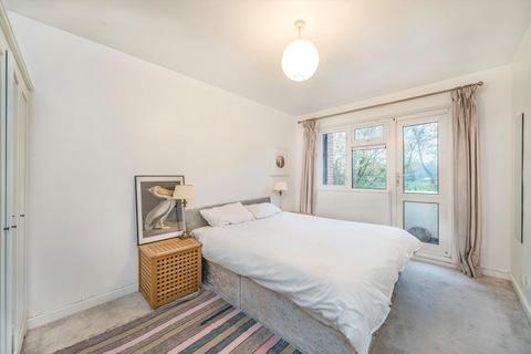 2 bedroom flat for sale, Railway Side, London SW13