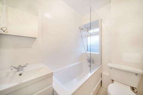 2 bedroom flat for sale, Railway Side, London SW13