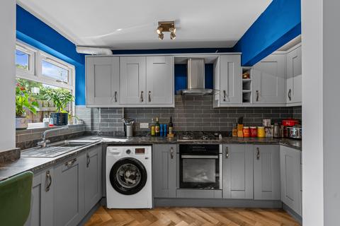 undefined, Henconner Crescent, Leeds LS7
