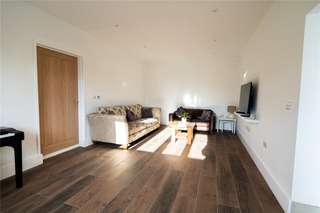 Living Room (2)