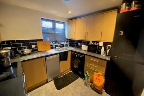 3 bedroom terraced house to rent, Connaught Avenue, Plymouth PL4