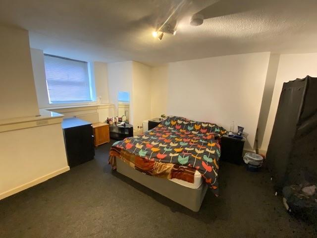 20 Conn4.jpg