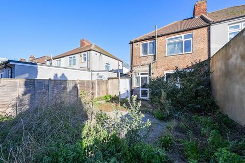 3 bedroom terraced house for sale, Stirling Road, Walthamstow, London, E17
