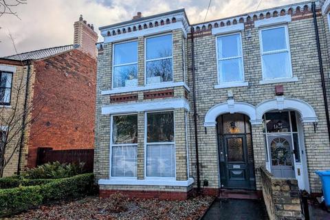 4 bedroom end of terrace house for sale, Victoria Avenue, Hull, HU5 3DW