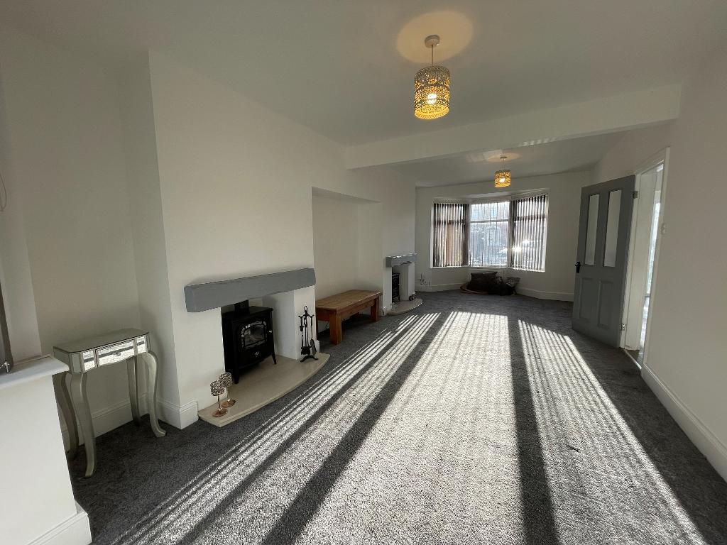 Through Lounge