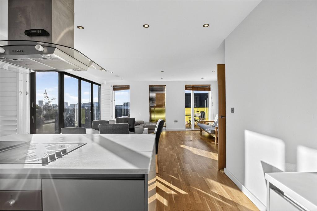 Reception/Kitchen