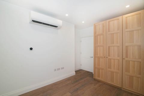 undefined, 7 Elm Grove, London SW19