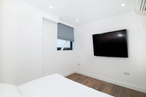 undefined, 7 Elm Grove, London SW19
