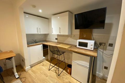 undefined, Buckingham Road Room 3 London E18 2NH