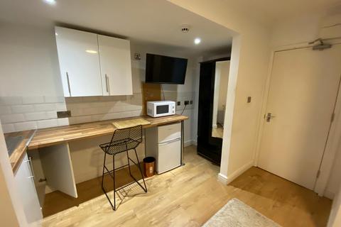 undefined, Buckingham Road Room 3 London E18 2NH