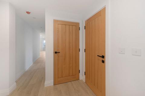 2 bedroom flat for sale, High Street, Tonbridge, TN9