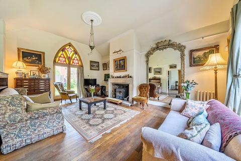 4 bedroom end of terrace house for sale, High Street, Hadlow, TN11