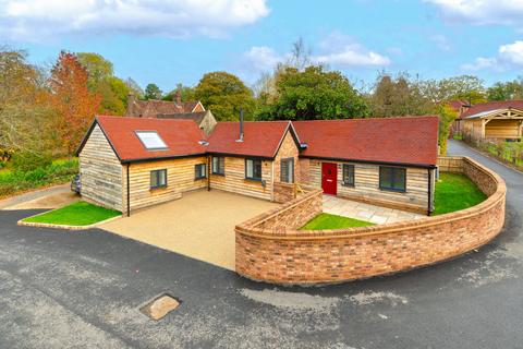2 bedroom detached house for sale, Ashurst Road, Ashurst, TN3