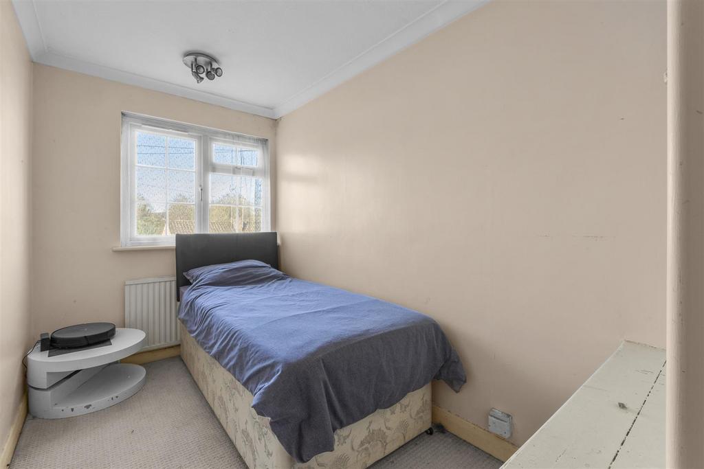 35 Deangarden Rise, HP11 1 RF-1.jpg