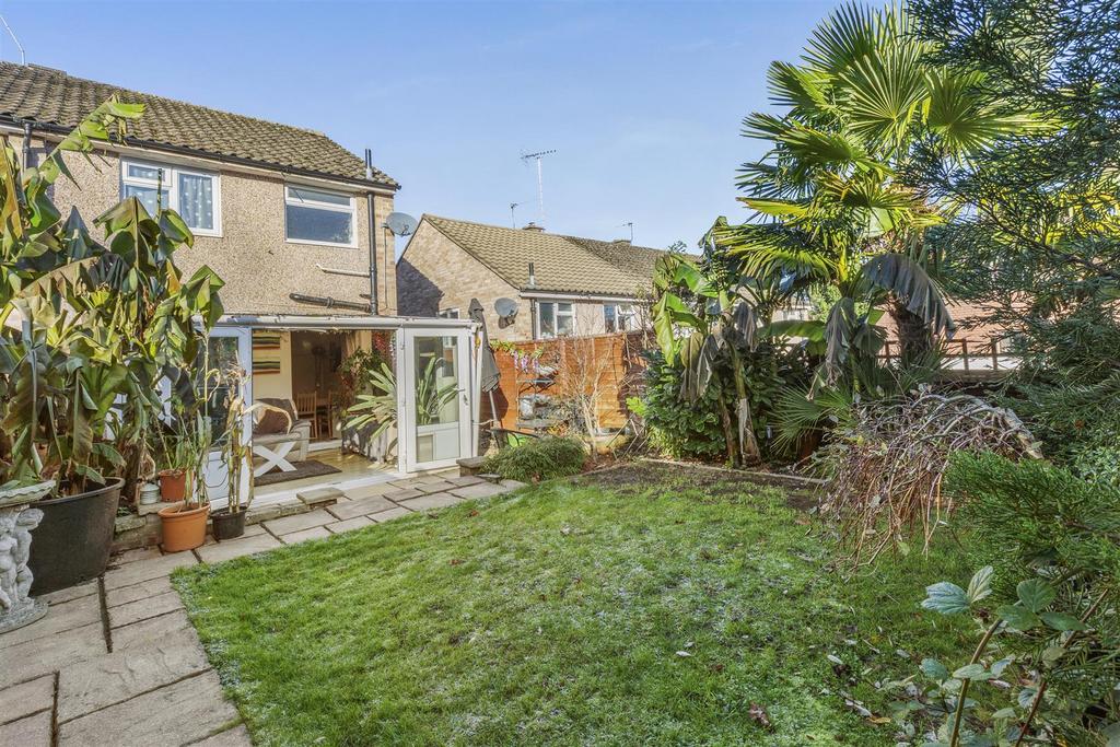 35 Deangarden Rise, HP11 1 RF-13.jpg