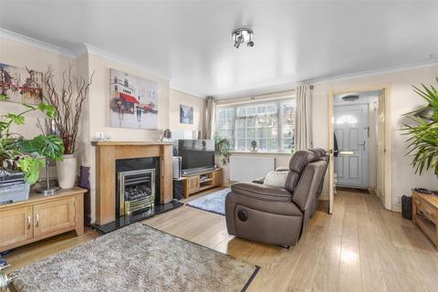 3 bedroom end of terrace house for sale, Deangarden Rise, High Wycombe HP11