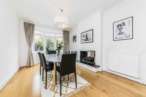 undefined, Bracken Avenue, London SW12