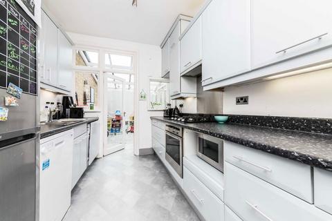 undefined, Bracken Avenue, London SW12