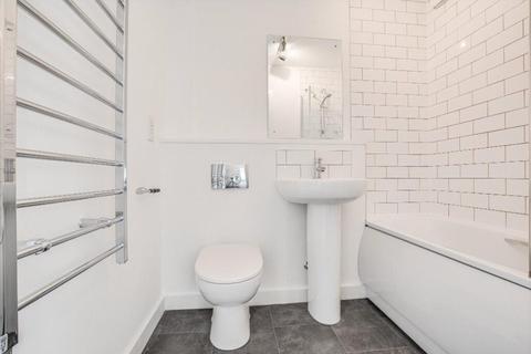 1 bedroom apartment to rent, Hanley Rd, London, N4
