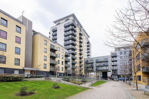 Tarves Way, Greenwich, London, SE10