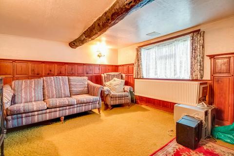 4 bedroom detached house for sale, Crosland Edge, Meltham, Holmfirth, HD9